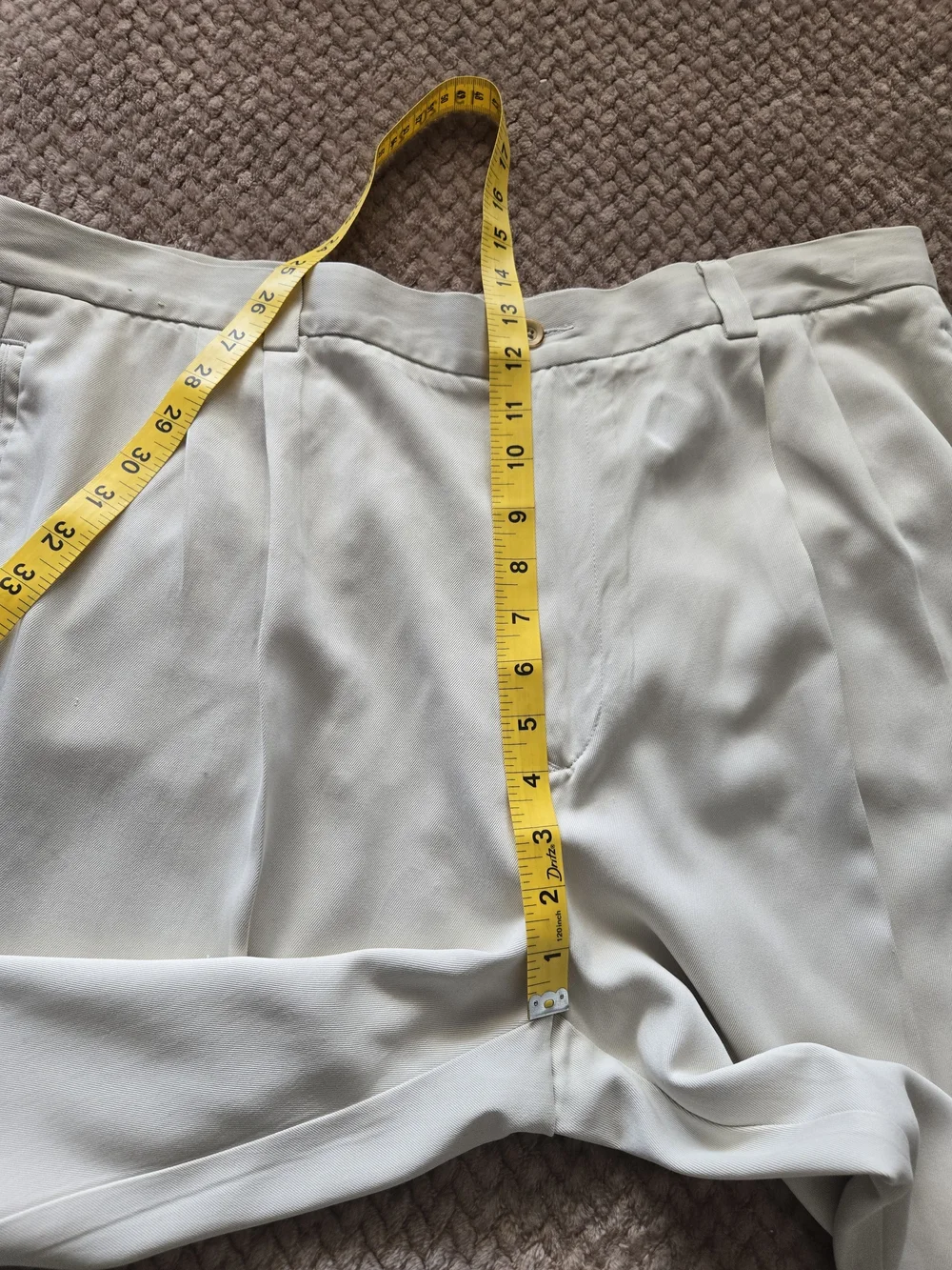 Tommy Bahama 40x30 100% Silk Ivory Pleated Pants
